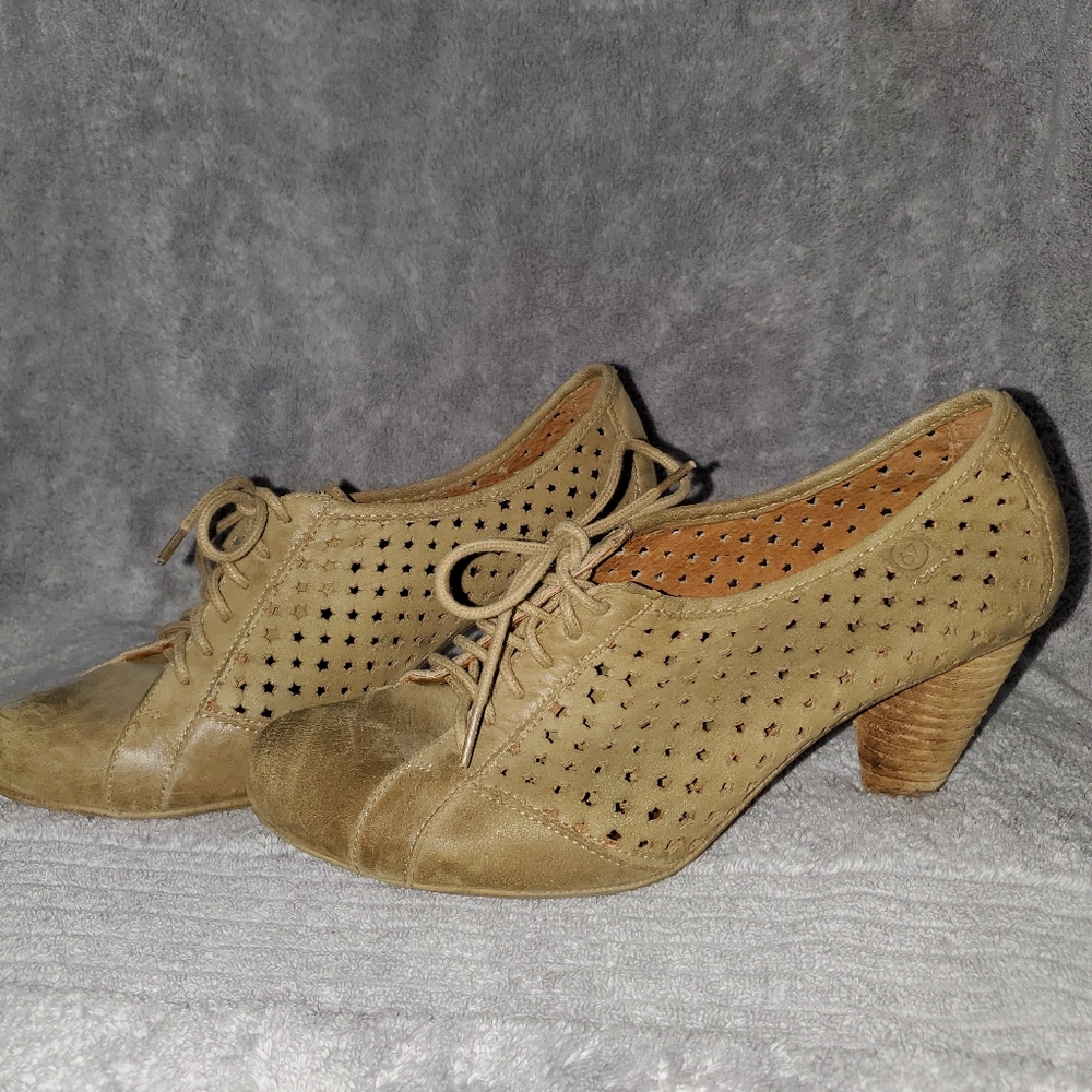 Anthropologie Perforated Leather Oxfords